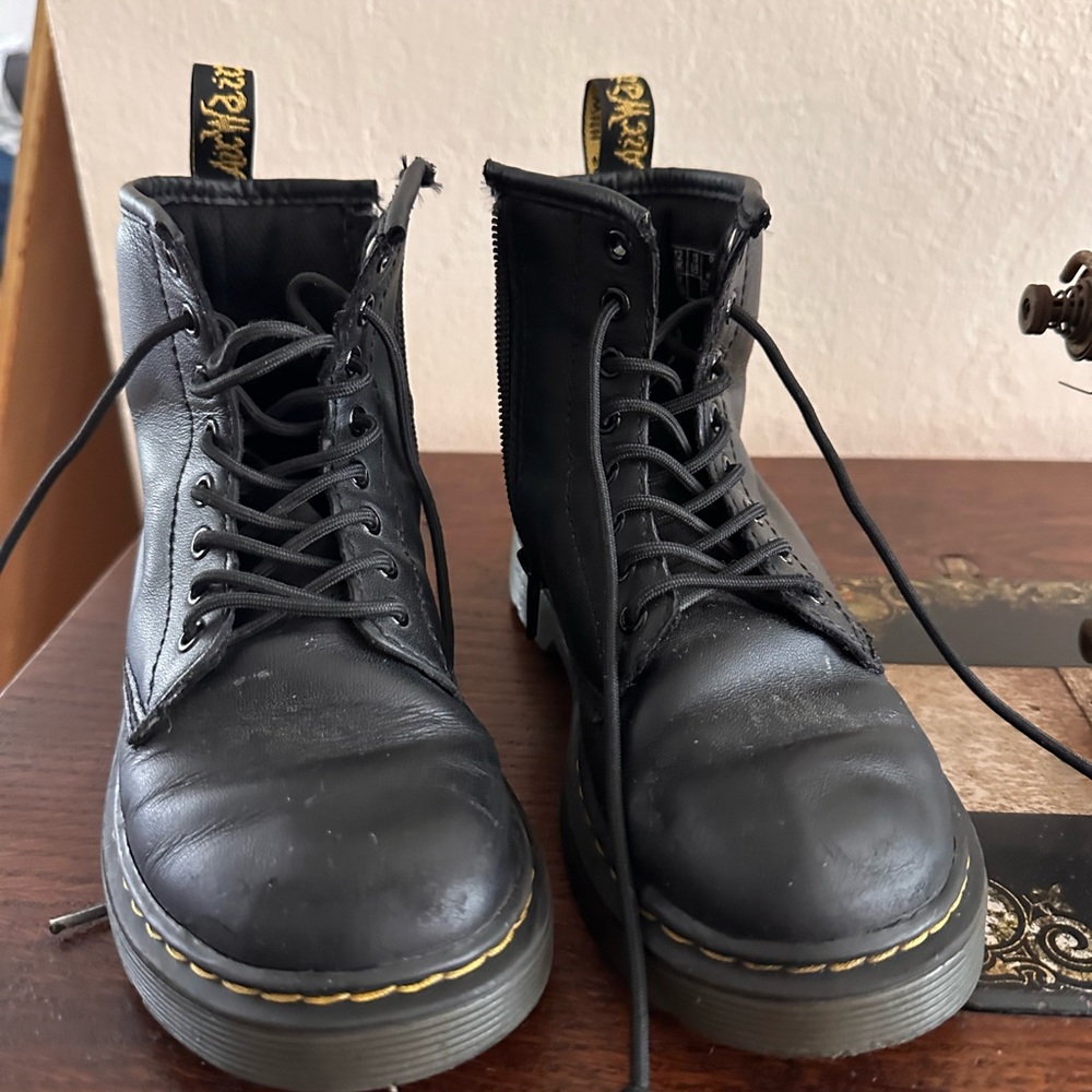 Dr. Martens 1460 Boot size 13 Youth